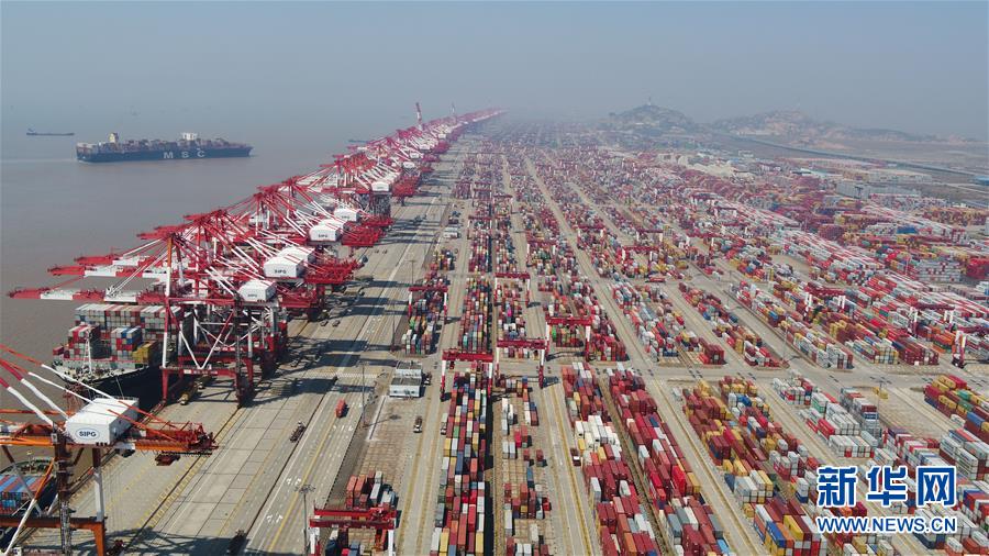 （新華全媒頭條&middot;兩會(huì)精神看落實(shí)&middot;圖文互動(dòng)）（9）培育新機(jī) 開(kāi)辟新局&mdash;&mdash;落實(shí)全國(guó)兩會(huì)精神激發(fā)經(jīng)濟(jì)發(fā)展新動(dòng)能述評(píng)