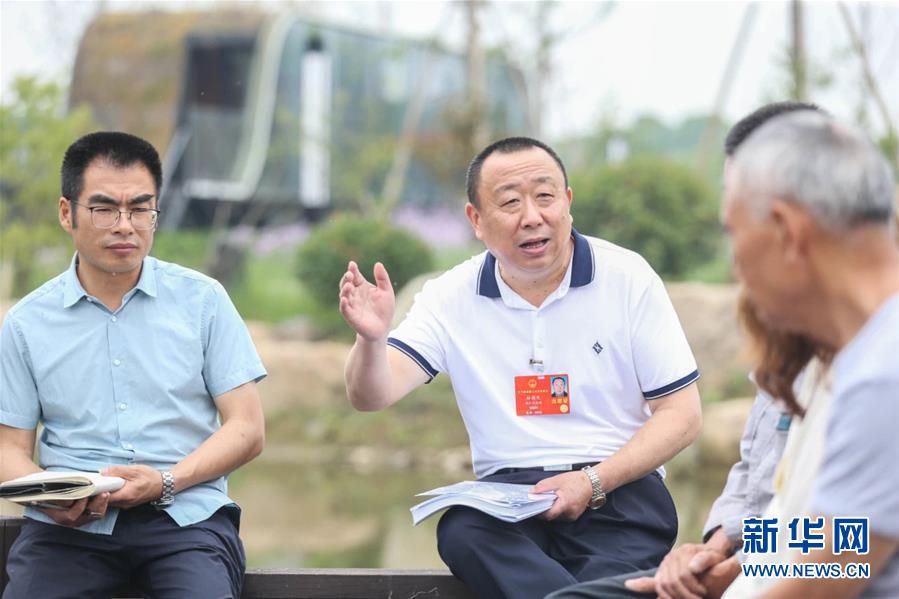 （新華全媒頭條&middot;兩會精神看落實&middot;圖文互動）（2）整體謀劃、系統(tǒng)升級、全面提升&mdash;&mdash;落實全國兩會精神織牢織密公共衛(wèi)生防護網(wǎng)