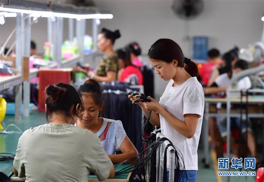 （新華全媒頭條&middot;圖文互動）（4）中國道路越走越寬廣&mdash;&mdash;社會主義中國實踐啟示錄