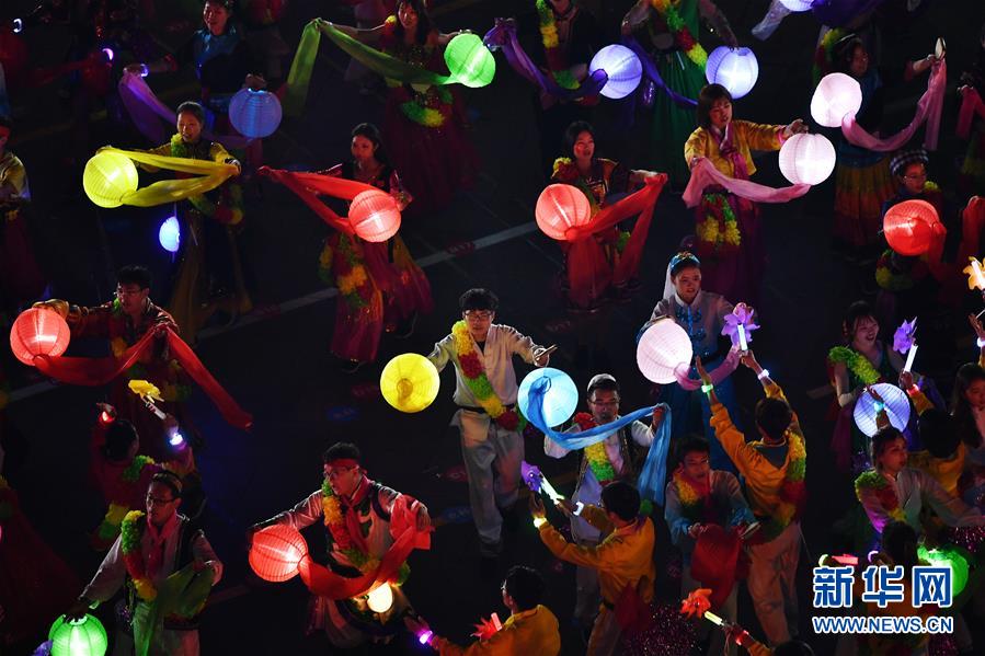 （國(guó)慶70周年&middot;聯(lián)歡活動(dòng)）慶祝中華人民共和國(guó)成立70周年聯(lián)歡活動(dòng)在京舉行