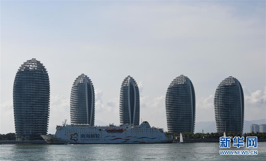 （在習(xí)近平新時(shí)代中國(guó)特色社會(huì)主義思想指引下&mdash;&mdash;新時(shí)代新作為新篇章&middot;總書(shū)記關(guān)切開(kāi)放事&middot;圖文互動(dòng)）（9）開(kāi)放的故事講不完&mdash;&mdash;海南開(kāi)放再&ldquo;提速&rdquo;