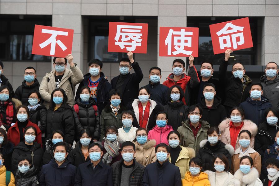 (在習(xí)近平新時(shí)代中國(guó)特色社會(huì)主義思想指引下——新時(shí)代新作為新篇章·習(xí)近平總書(shū)記關(guān)切事·圖文互動(dòng))(1)鑄成防疫“鐵軍”——基層防疫“硬核”故事