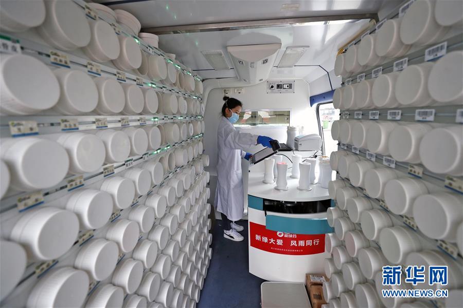 （在習(xí)近平新時(shí)代中國(guó)特色社會(huì)主義思想指引下&mdash;&mdash;新時(shí)代新作為新篇章&middot;習(xí)近平總書記關(guān)切事&middot;圖文互動(dòng)）（1）高擎利劍驅(qū)疫魔&mdash;&mdash;科研攻關(guān)助力湖北戰(zhàn)&ldquo;疫&rdquo;記