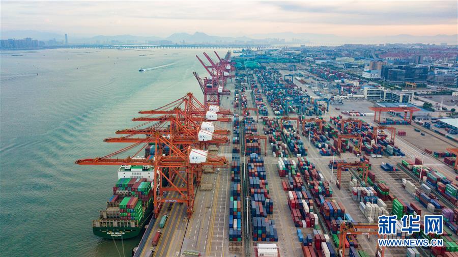 （在習(xí)近平新時(shí)代中國特色社會主義思想指引下&mdash;&mdash;新時(shí)代新作為新篇章&middot;習(xí)近平總書記關(guān)切事&middot;圖文互動）（5）我家大門常打開&mdash;&mdash;經(jīng)濟(jì)特區(qū)全方位對外開放故事