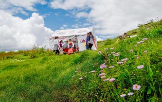 夏日&ldquo;過林卡&rdquo; 親近大自然