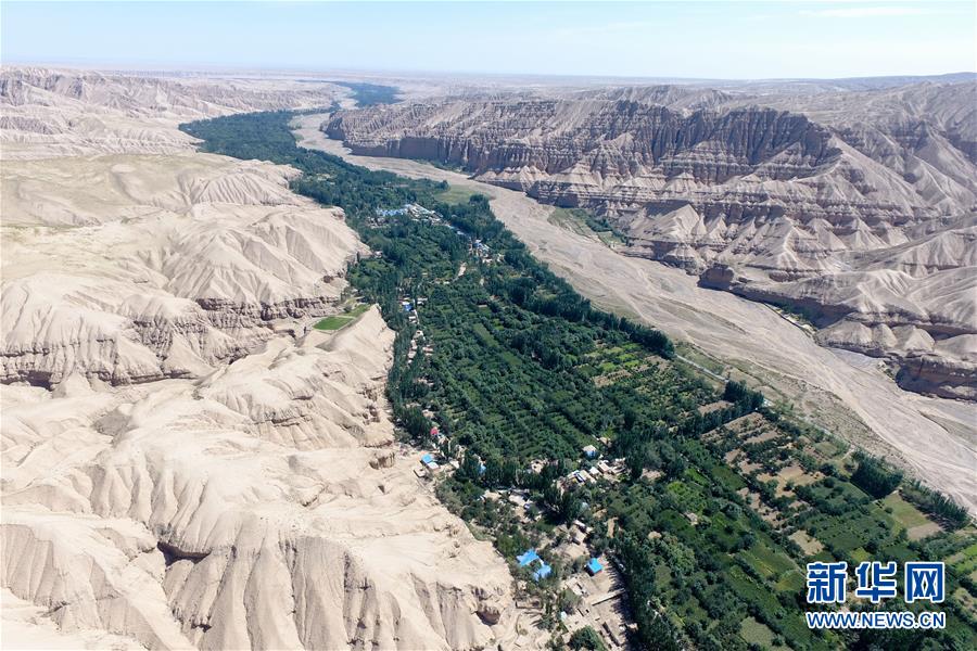 拋在舊鄉(xiāng)的&ldquo;火墻&rdquo; 新疆易地扶貧搬遷安置點見聞