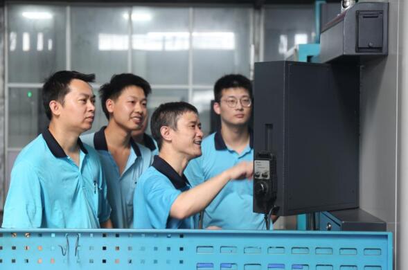 平凡的崗位，不平凡的業(yè)績！&mdash;&mdash;習(xí)近平總書記重要講話激勵(lì)各行各業(yè)勞動(dòng)者建功新時(shí)代