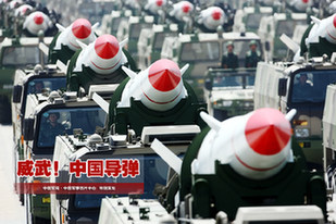 東風威武！回顧大閱兵中的中國導彈