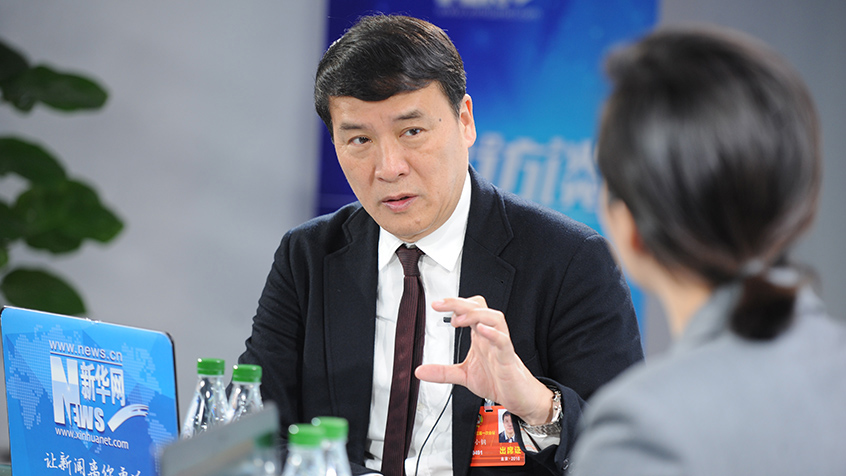 葉小鋼建議著力推進(jìn)美育教育 增強孩子們的想象力