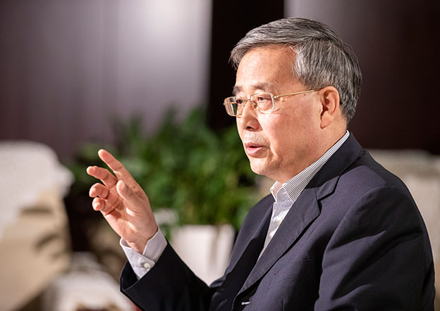 爭取三年以后，銀行業(yè)對民營企業(yè)的貸款占新增公司類貸款的比例不低于50%