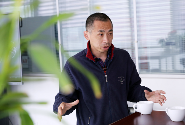 數(shù)據(jù)量大，涉及到全球八個(gè)不同地方的望遠(yuǎn)鏡