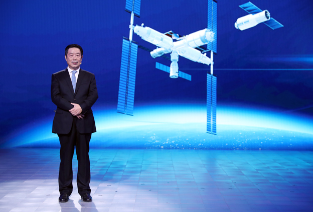 將要建造的空間站基本構(gòu)型有三個(gè)艙，構(gòu)成英文T字型