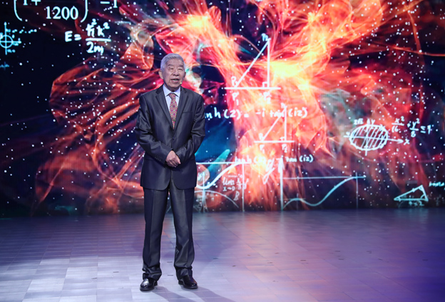 數(shù)學(xué)關(guān)鍵的就是要多動(dòng)腦，要思考、鉆研