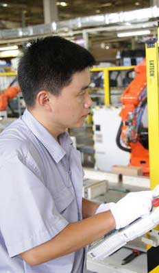 業(yè)精于勤 行成于思&mdash;記海爾集團首席技師崔惠峰