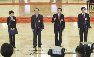 邱賽珍、張蜀新、潘克剛、李新民代表接受采訪