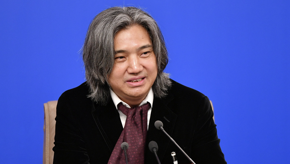 全國政協(xié)常委、文化文史和學(xué)習(xí)委員會委員，中國美術(shù)館館長，中國美術(shù)家協(xié)會副主席 吳為山