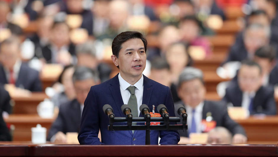 中國(guó)民間商會(huì)副會(huì)長(zhǎng)，百度在線網(wǎng)絡(luò)技術(shù)（北京）有限公司董事長(zhǎng)兼首席執(zhí)行官 李彥宏