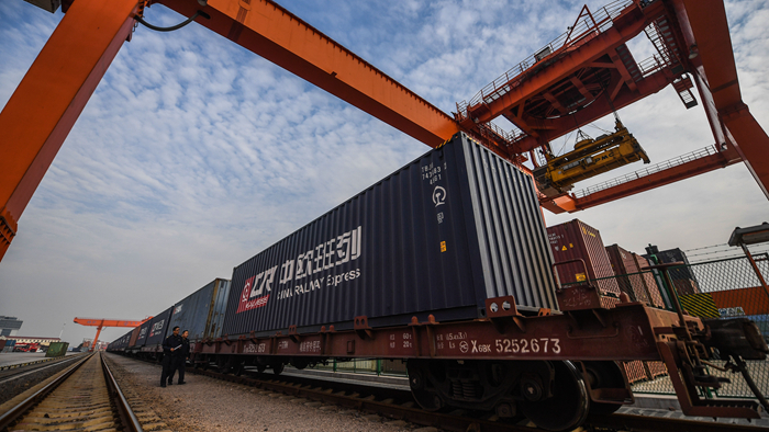 新華微評&middot;學習筆談：這個&ldquo;世界市場&rdquo;，潛力硬核！