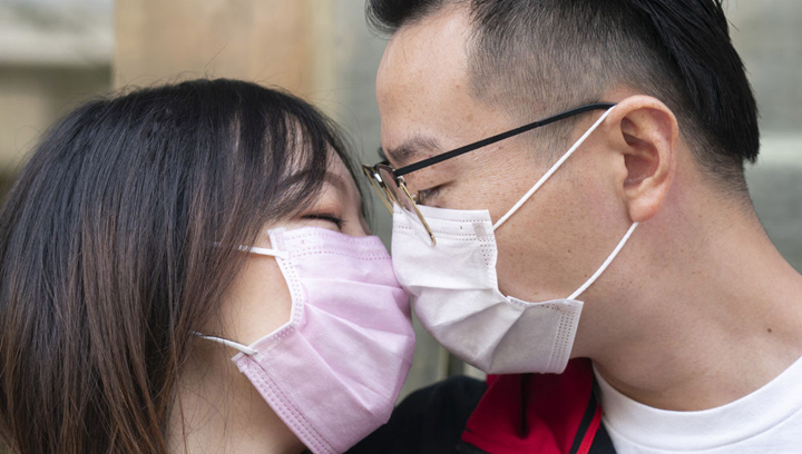 武漢新婚夫妻：經(jīng)此一疫，更懂家的分量