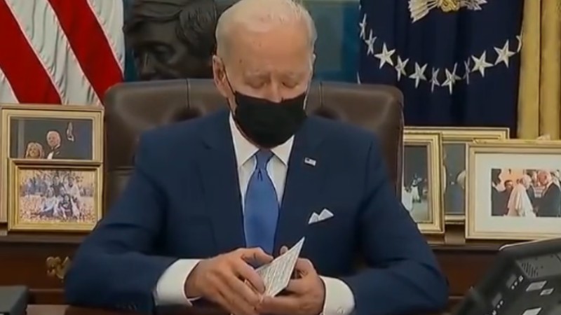 美國FBI遇數(shù)十年來最血腥事件！拜登慰問遇害特工家屬