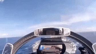 走近艦載機飛行員 看航母戰(zhàn)力如何煉成？