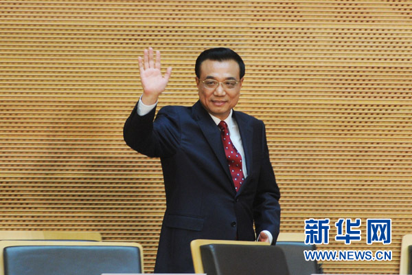 5月5日，中國國務(wù)院總理李克強(qiáng)在位于亞的斯亞貝巴的非洲聯(lián)盟總部發(fā)表題為《開創(chuàng)中非合作更加美好的未來》的演講。 新華社記者 謝環(huán)馳 攝 