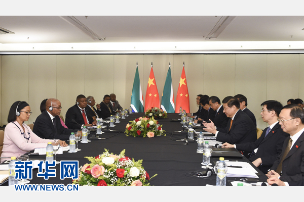 7月14日，國家主席習(xí)近平在巴西福塔萊薩會見南非總統(tǒng)祖馬。新華社記者 李學(xué)仁 攝