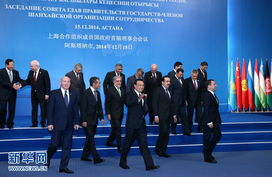 12月15日，中國國務(wù)院總理李克強在阿斯塔納出席上海合作組織成員國政府首腦理事會第十三次會議。 新華社記者 龐興雷 攝
