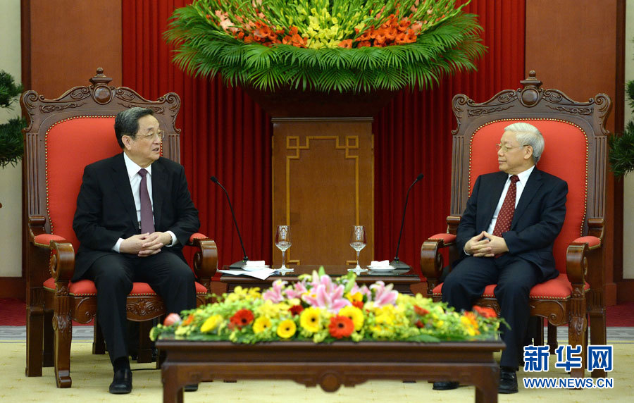 12月25日至27日，中共中央政治局常委、全國政協(xié)主席俞正聲對越南進行正式訪問。這是12月26日，俞正聲在河內(nèi)會見越共中央總書記阮富仲。 新華社記者馬占成攝