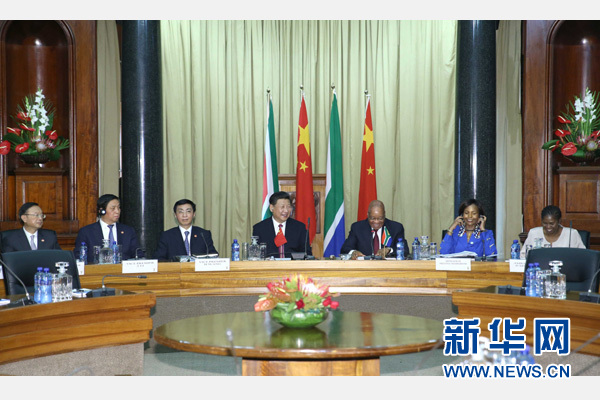 12月2日，國(guó)家主席習(xí)近平在比勒陀利亞同南非總統(tǒng)祖馬舉行會(huì)談。 新華社記者 馬占成 攝  