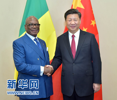 12月3日，國家主席習(xí)近平在約翰內(nèi)斯堡會見馬里總統(tǒng)凱塔。新華社記者 李濤 攝 