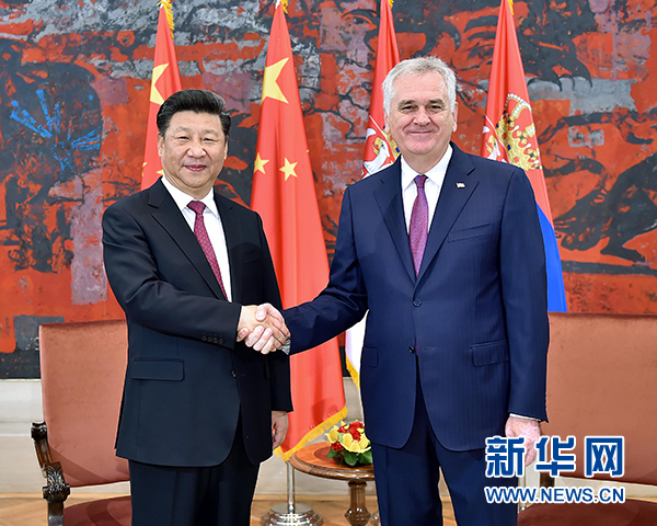 6月18日，國家主席習(xí)近平在貝爾格萊德同塞爾維亞總統(tǒng)尼科利奇舉行會(huì)談。 新華社記者 李濤 攝 