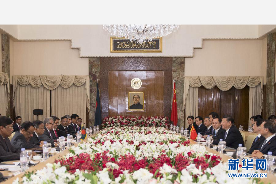 10月14日，國家主席習(xí)近平在達卡會見孟加拉國總統(tǒng)哈米德。新華社記者謝環(huán)馳攝 