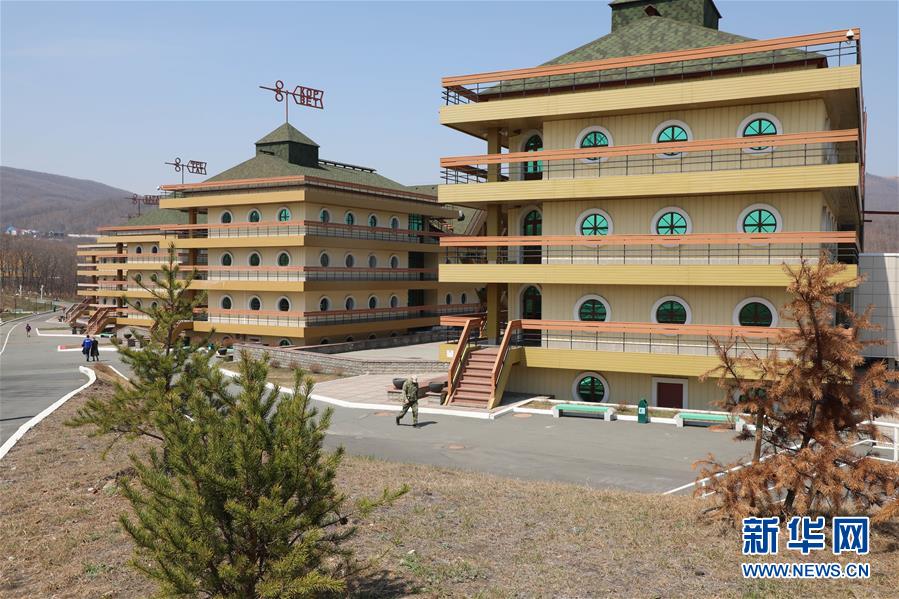 （新華全媒頭條&middot;圖文互動(dòng)）（2）在愛(ài)的海洋里成長(zhǎng)&mdash;&mdash;記&ldquo;海洋&rdquo;全俄兒童中心接收汶川地震災(zāi)區(qū)兒童療養(yǎng)十周年