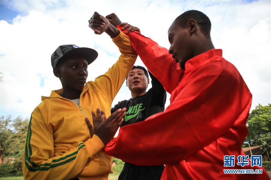 （國際&middot;圖文互動）（5）通訊：攜手同行　繼往開來&mdash;&mdash;記中肯建交55周年