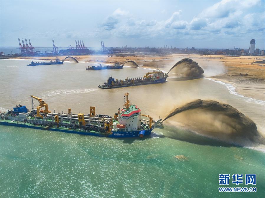 （國際&middot;圖文互動）（3）通訊：&ldquo;五年我們?yōu)樗估锾m卡造出一片新土地&rdquo;&mdash;&mdash;科倫坡港口城人的自豪與希冀