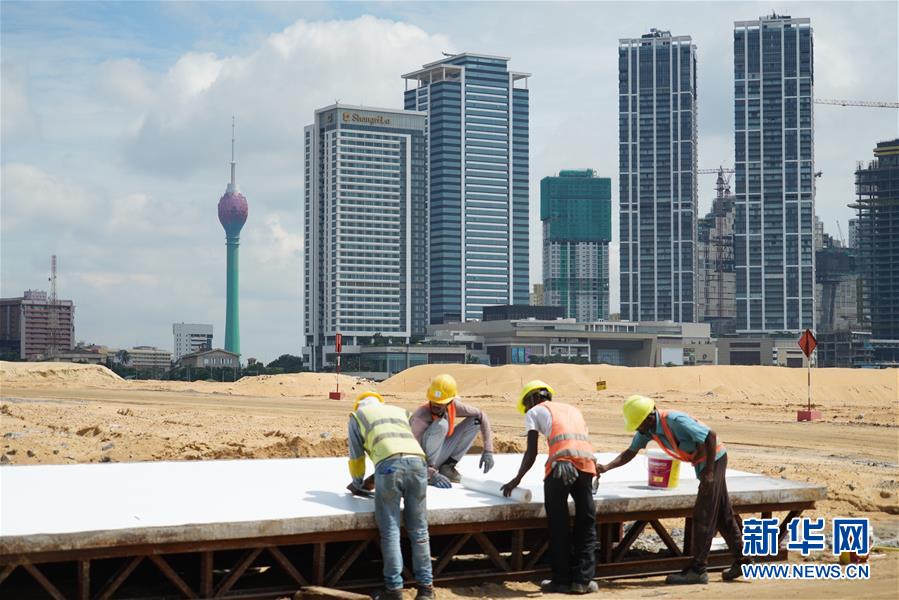 （國際&middot;圖文互動）（5）通訊：&ldquo;五年我們?yōu)樗估锾m卡造出一片新土地&rdquo;&mdash;&mdash;科倫坡港口城人的自豪與希冀