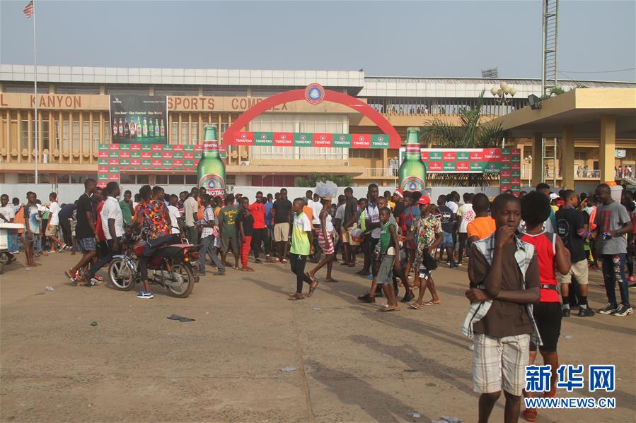 （國(guó)際&middot;圖文互動(dòng)）（1）通訊：中國(guó)啤酒節(jié)走進(jìn)非洲海濱城市