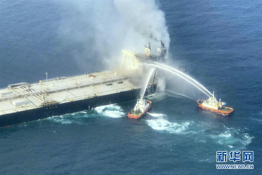 （國際&middot;圖文互動）（7）在斯里蘭卡中國專家和中資企業(yè)助力油輪滅火