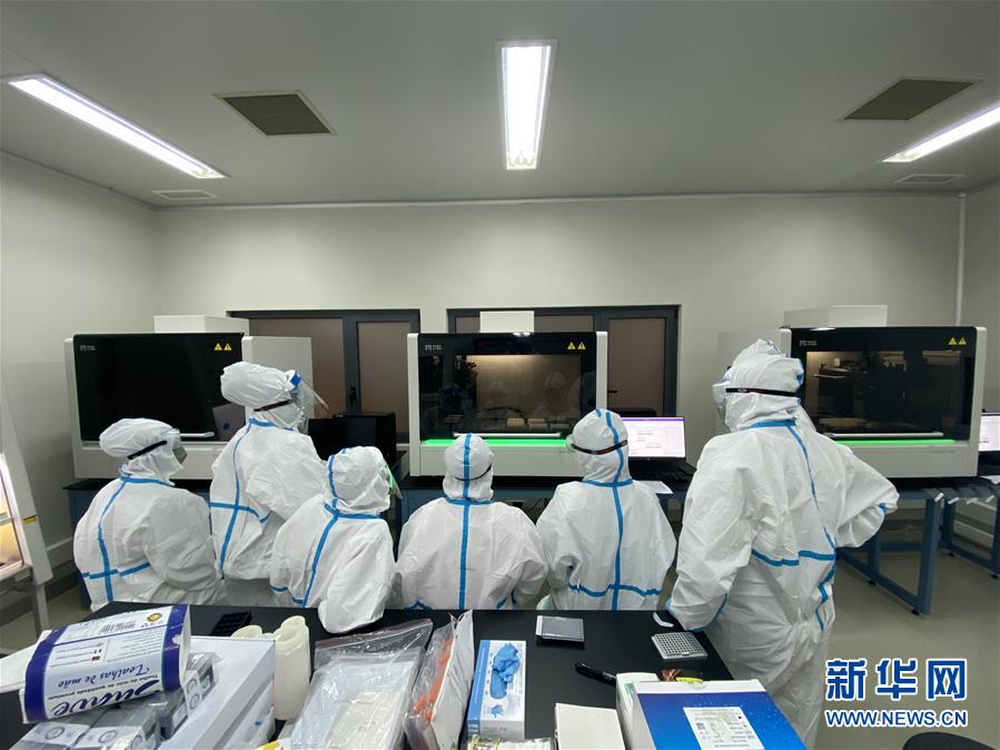 （國(guó)際）（13）患難見(jiàn)真情&mdash;&mdash;中非書(shū)寫(xiě)團(tuán)結(jié)抗疫時(shí)代佳話