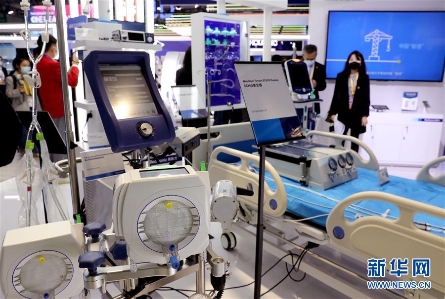 （第三屆進博會&middot;圖文互動）（10）新疫苗、新療法，進博會最&ldquo;火爆&rdquo;展區(qū)見聞