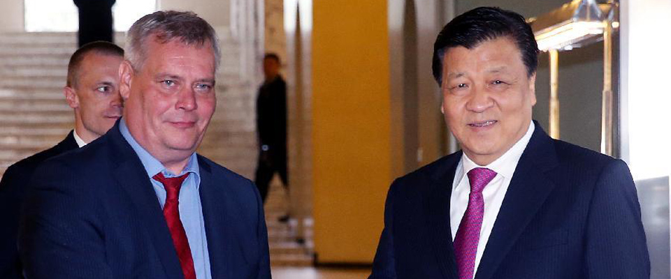 劉云山會(huì)見芬蘭社民黨主席、財(cái)政部長林內(nèi)