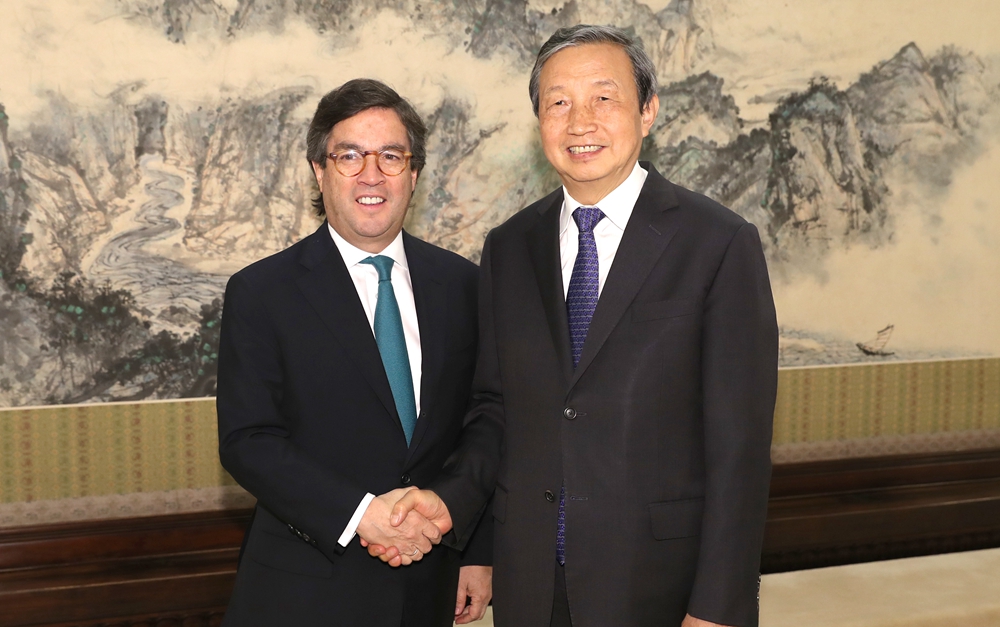 馬凱會見美洲開發(fā)銀行行長莫雷諾