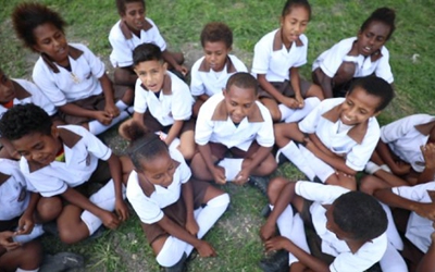 歡迎習(xí)主席！巴新兒童齊唱《茉莉花》