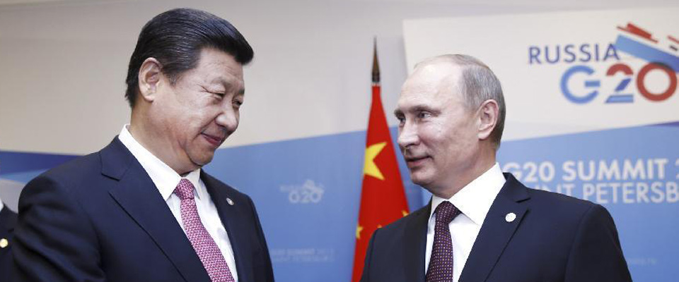 2013年9月，習(xí)近平在圣彼得堡會見普京