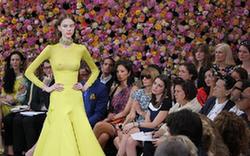 巴黎時(shí)裝周：迪奧&mdash;&mdash;花團(tuán)錦簇 新秀登場(組圖)